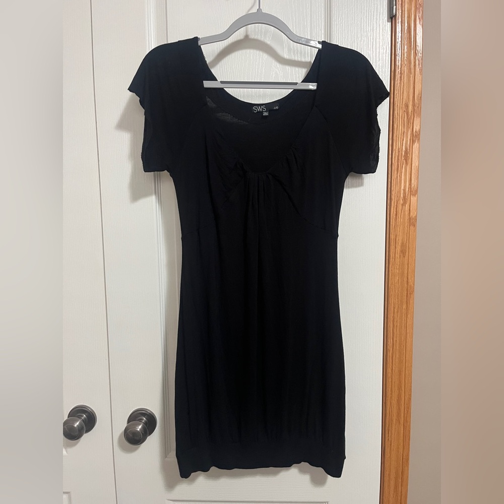 Elegant Black Dress